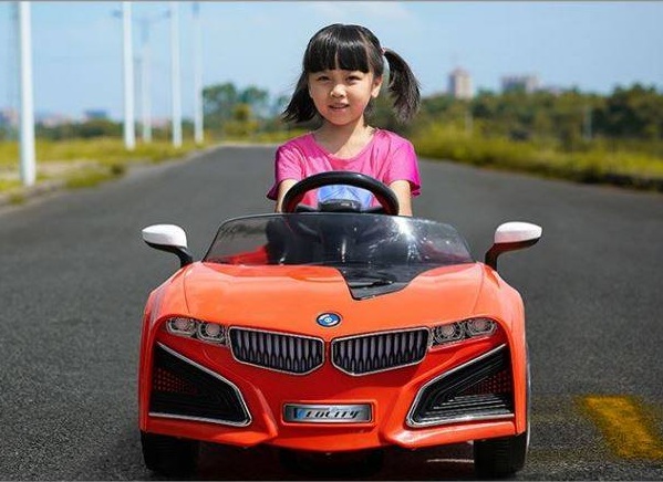 Xe ô tô điện trẻ em YH-99001